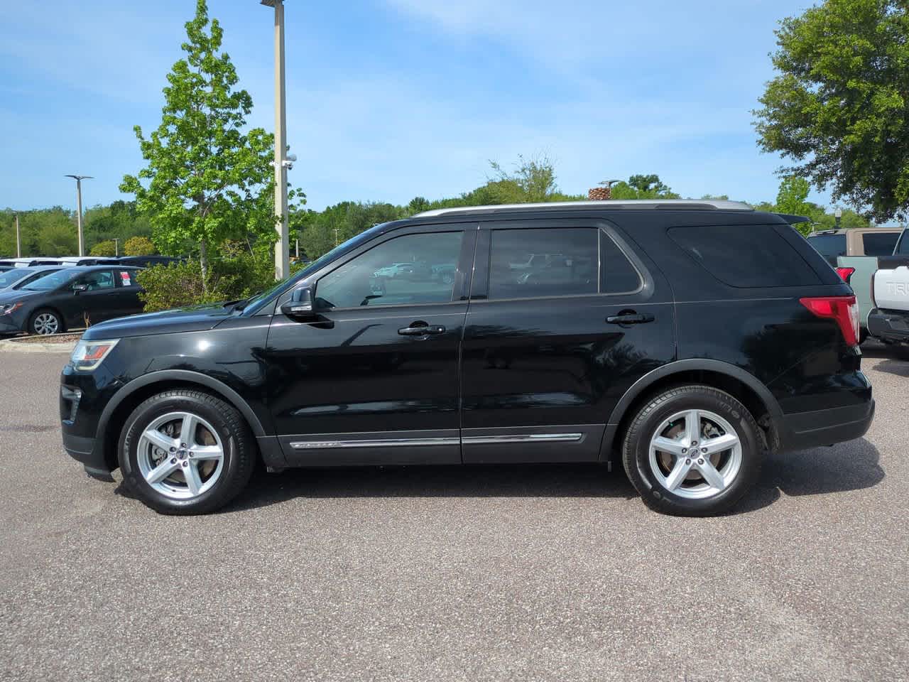 Thumbnail: 2018 Ford Explorer - 3