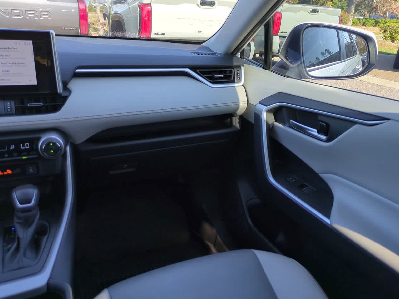 Thumbnail: 2024 Toyota RAV4 - 16