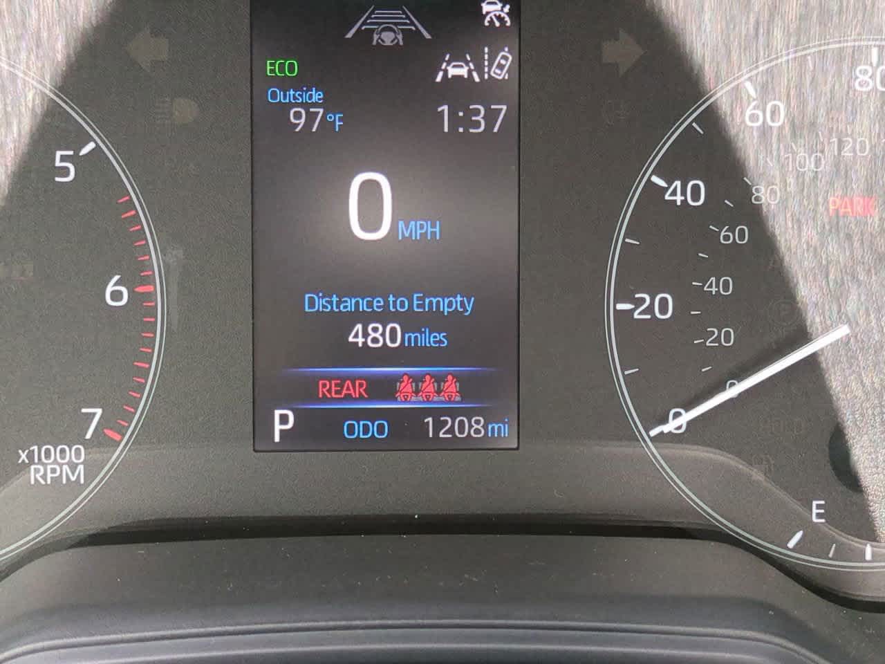 2025 Toyota Corolla LE 24