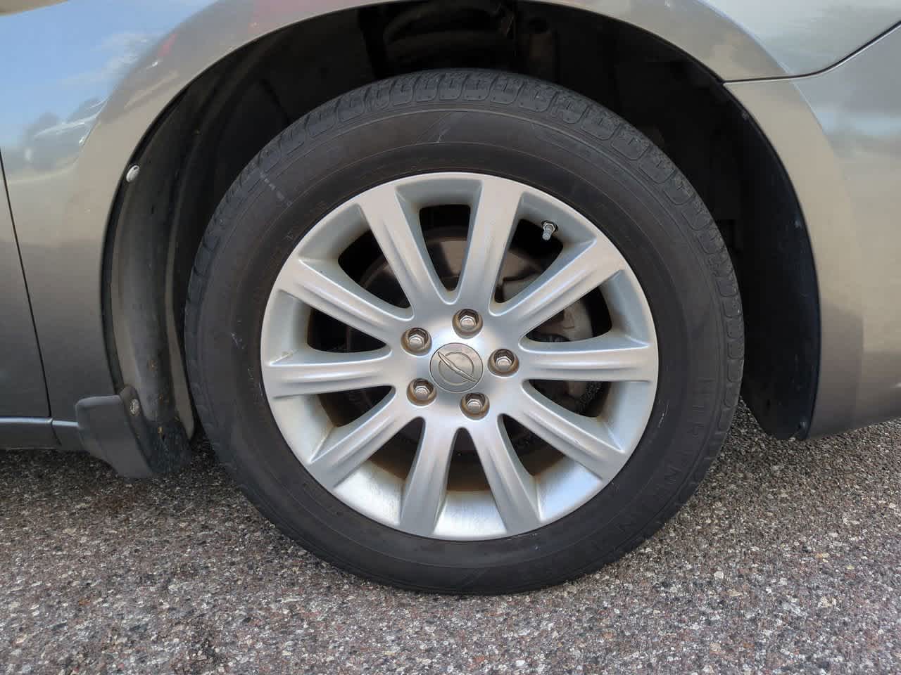 Thumbnail: 2013 Chrysler 200 - 11