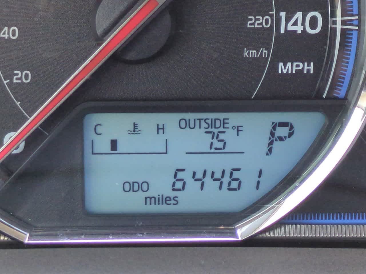 Thumbnail: 2013 Toyota RAV4 - 26