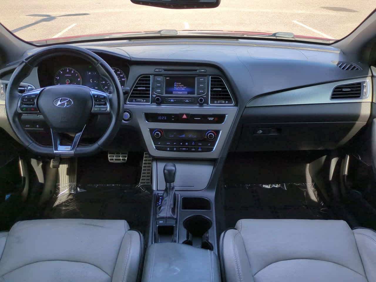 Thumbnail: 2015 Hyundai Sonata - 14