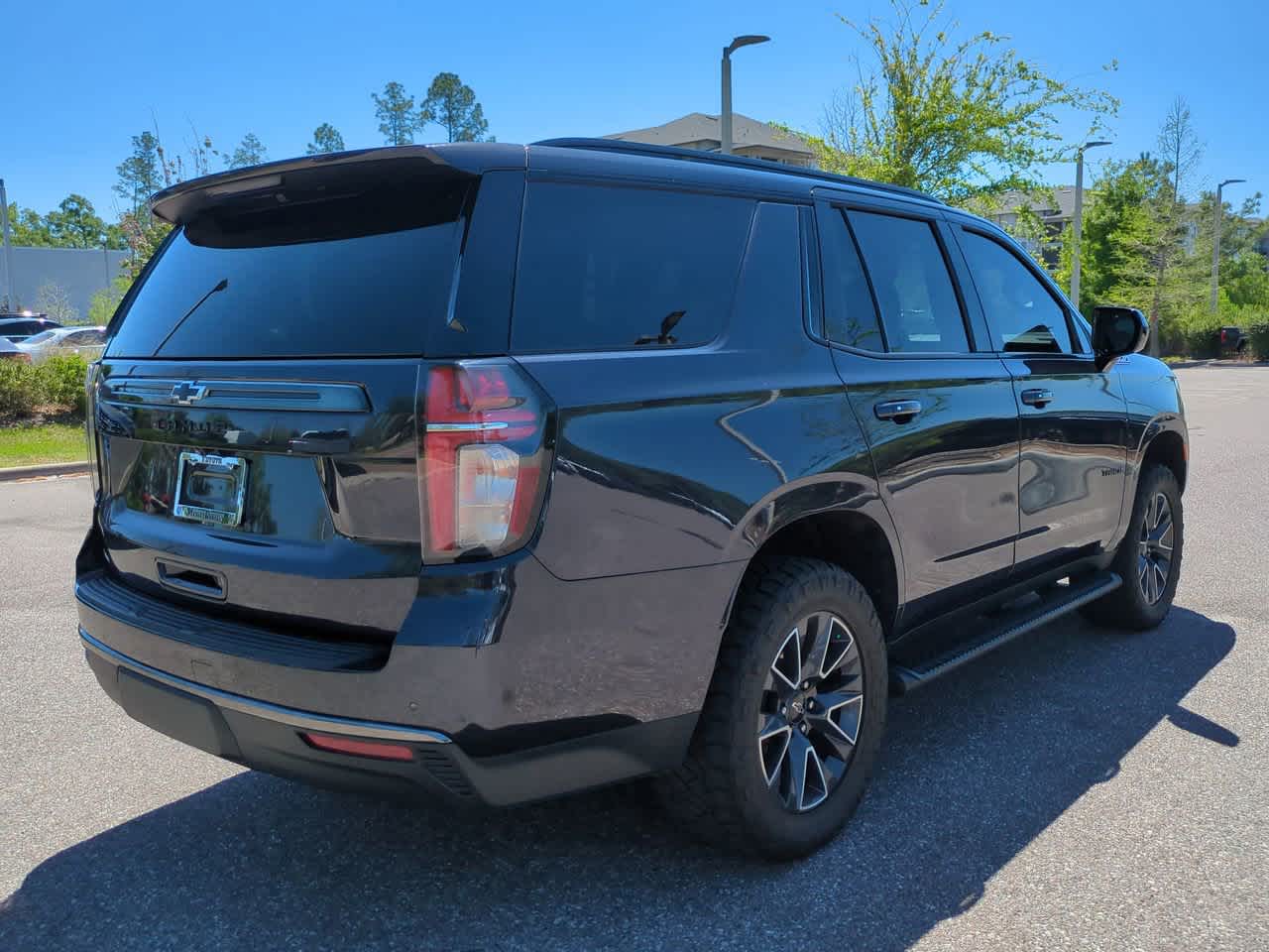 Thumbnail: 2022 Chevrolet Tahoe - 6