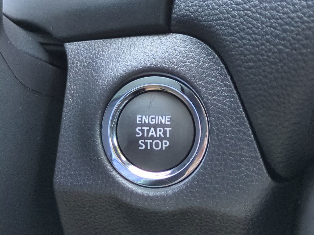 Thumbnail: 2025 Toyota RAV4 - 27