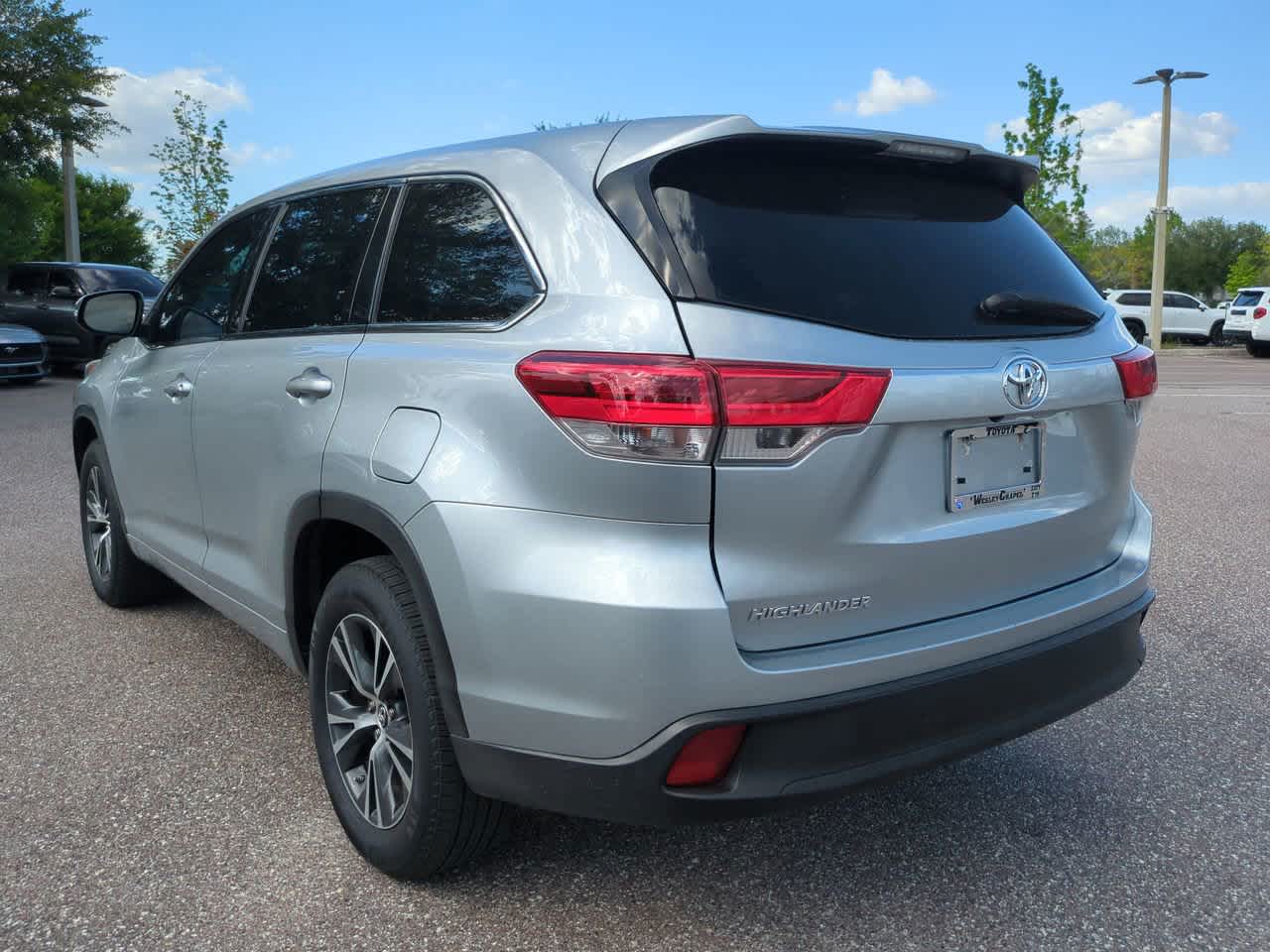 Thumbnail: 2018 Toyota Highlander - 4