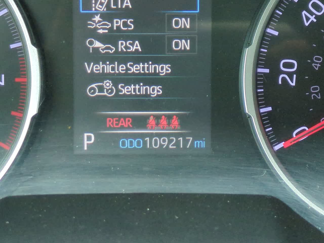 Thumbnail: 2021 Toyota RAV4 - 24