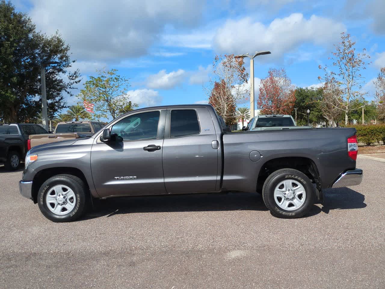 Thumbnail: 2015 Toyota Tundra - 3