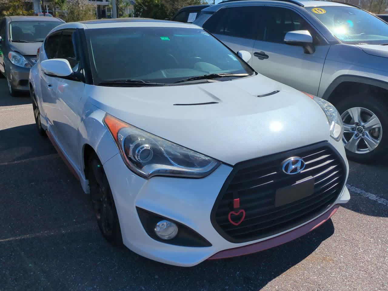 Thumbnail: 2015 Hyundai Veloster - 6