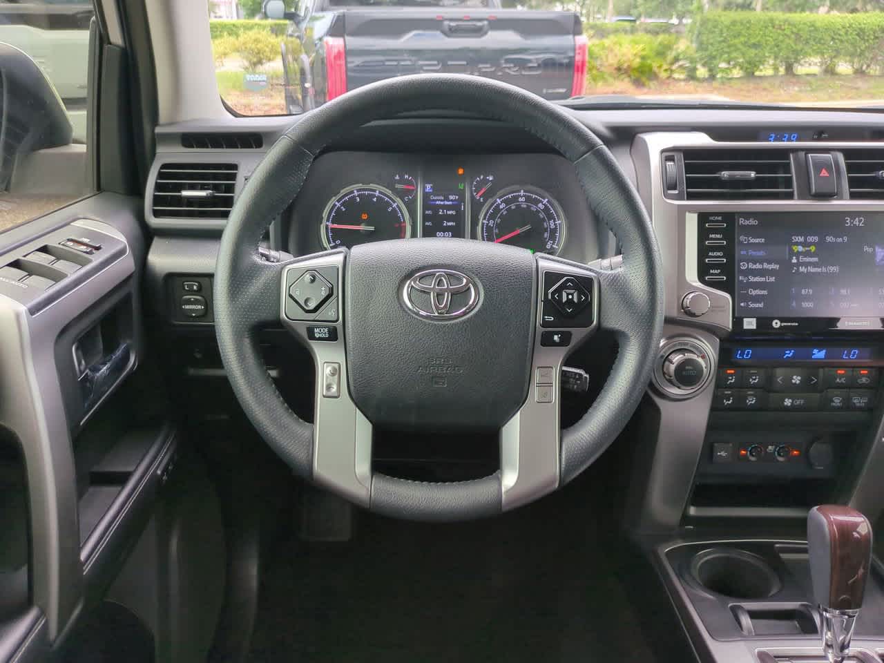 Thumbnail: 2021 Toyota 4Runner - 16