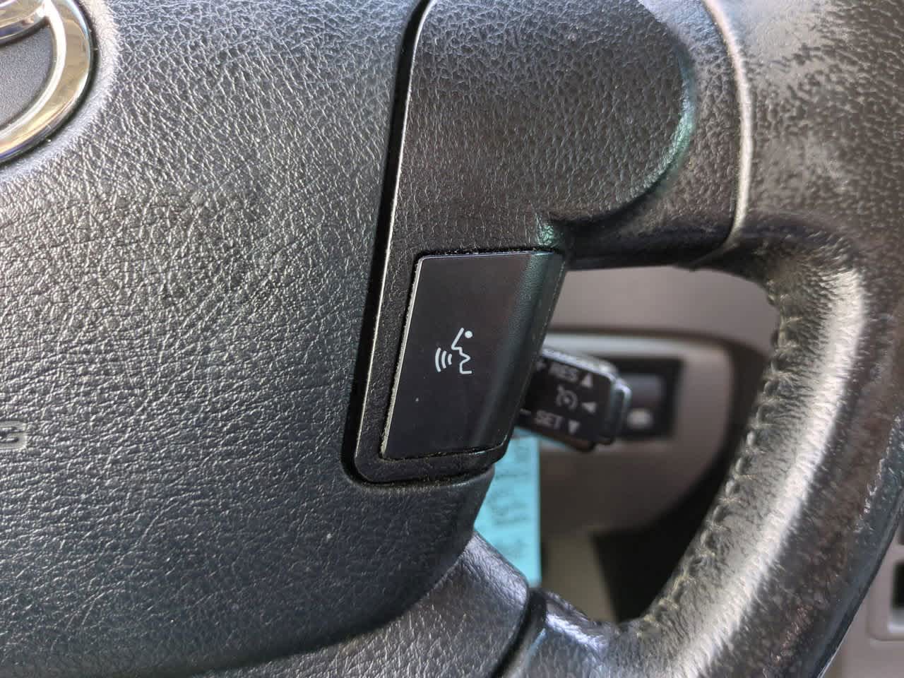 Thumbnail: 2011 Toyota Tundra - 26