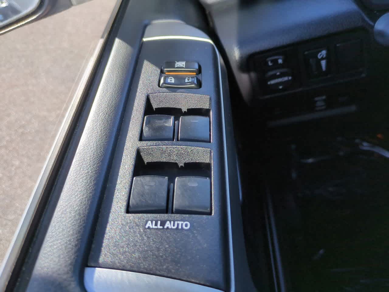 Thumbnail: 2012 Toyota 4Runner - 23