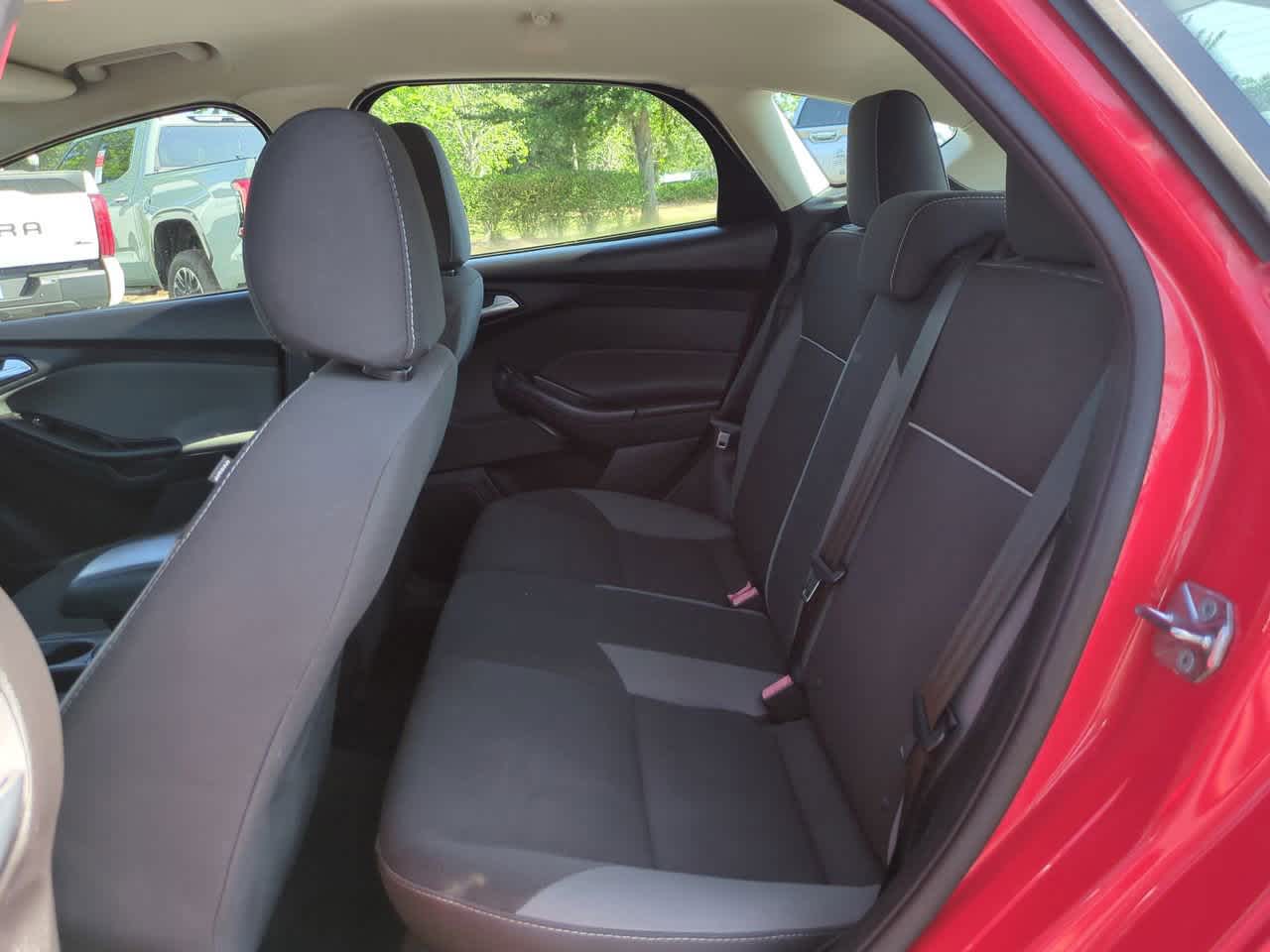 Thumbnail: 2014 Ford Focus - 13