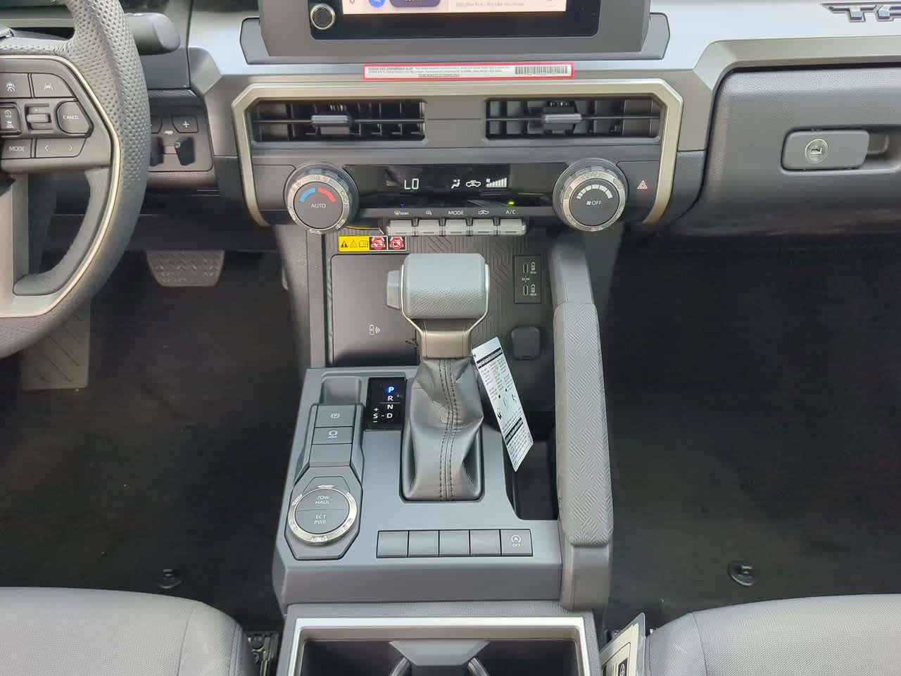 2025 Toyota Tacoma SR5 17