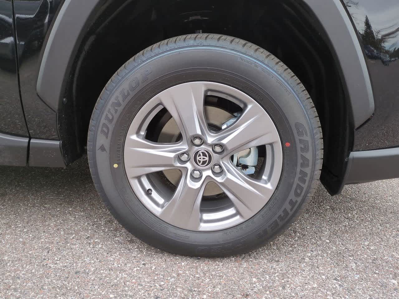 Thumbnail: 2025 Toyota RAV4 - 11