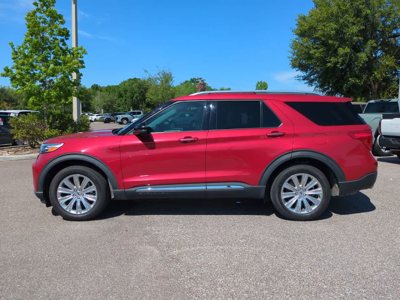 Thumbnail: 2021 Ford Explorer - 3