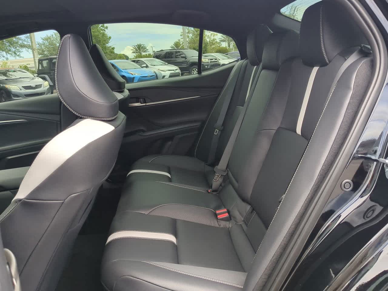2025 Toyota Camry SE 13