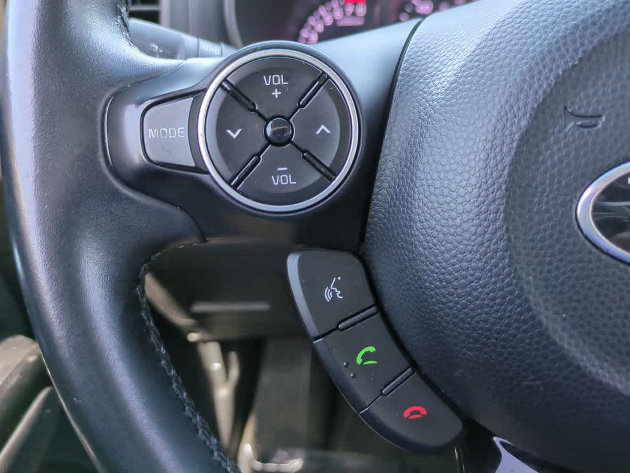Thumbnail: 2016 Kia Soul - 22