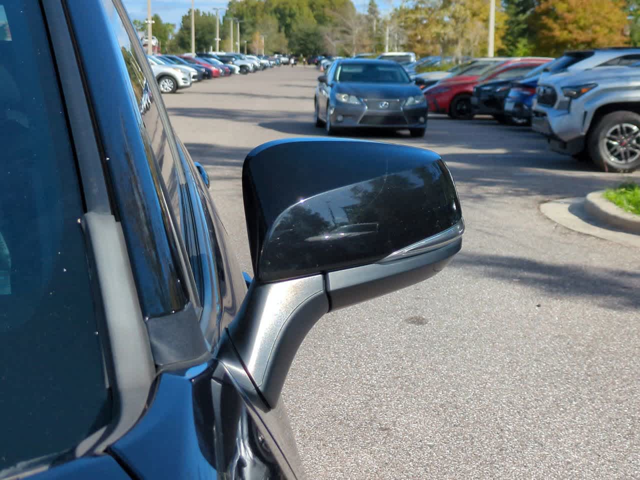 Thumbnail: 2020 Toyota RAV4 - 12