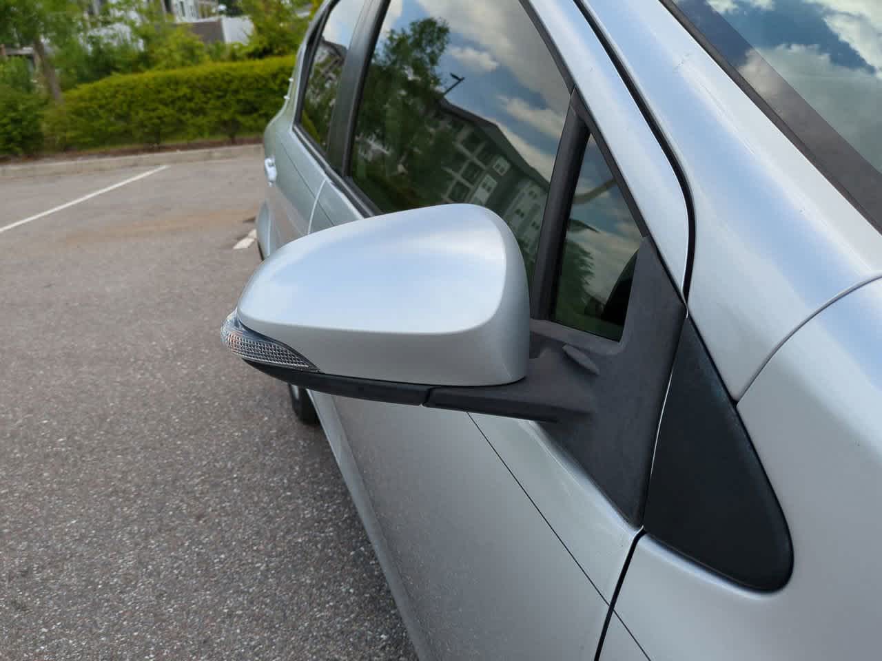 Thumbnail: 2014 Toyota Prius c - 12