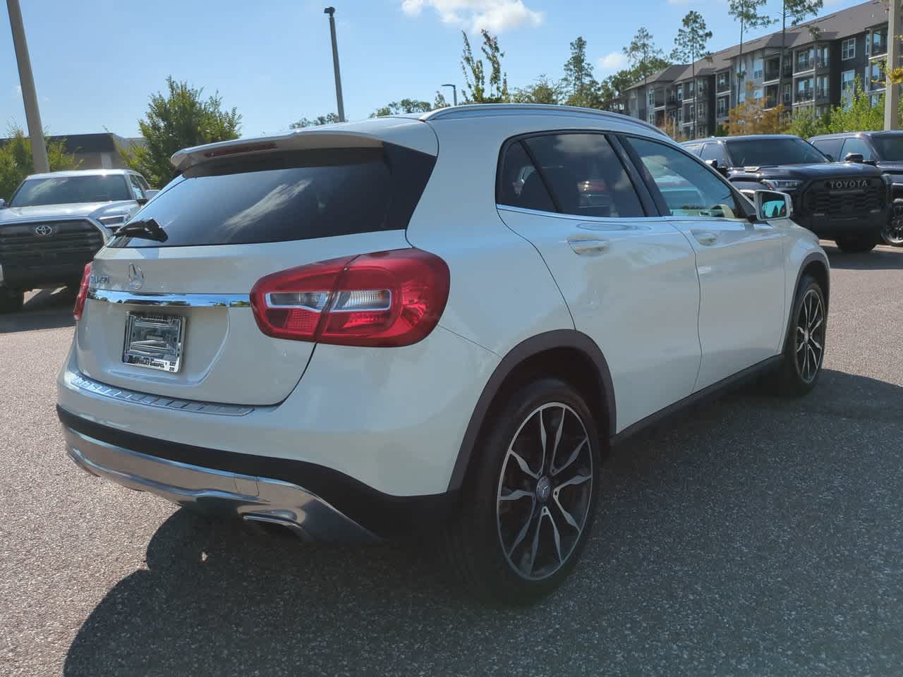 Thumbnail: 2016 Mercedes-Benz GLA - 6