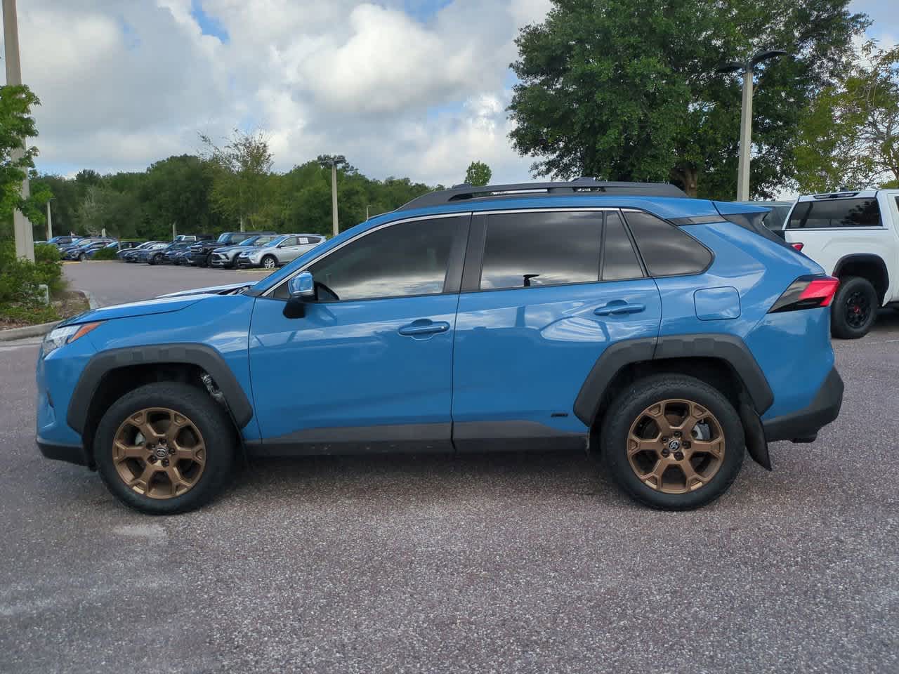 Thumbnail: 2023 Toyota RAV4 - 3