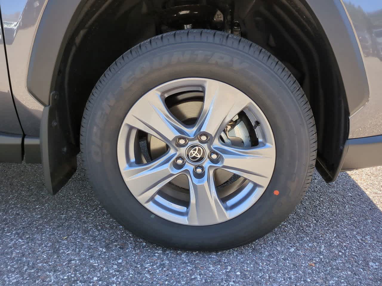 Thumbnail: 2025 Toyota RAV4 - 11