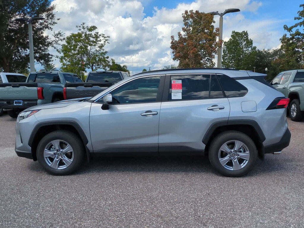 New 2025 Toyota RAV4 XLE SUV