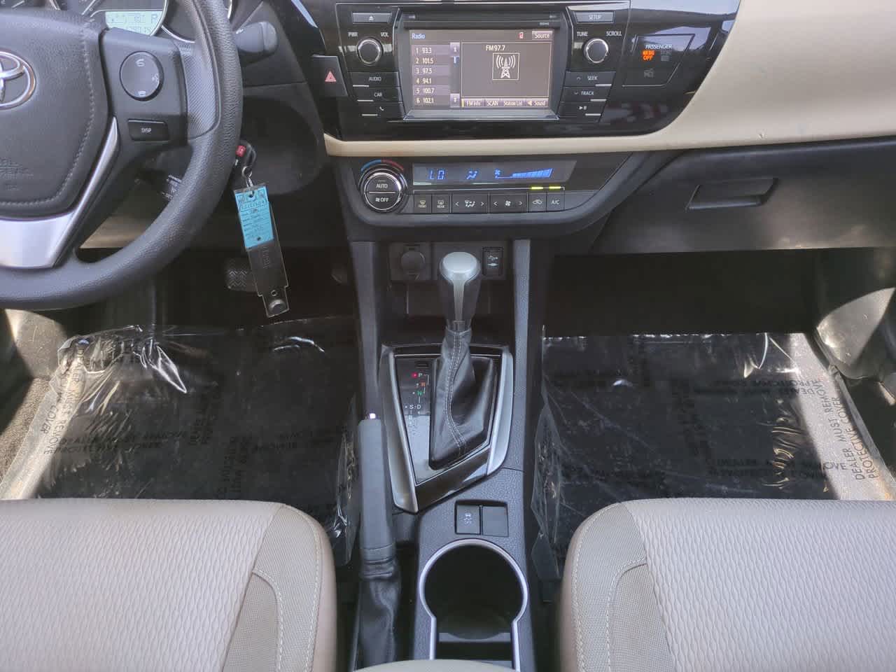 Thumbnail: 2014 Toyota Corolla - 18
