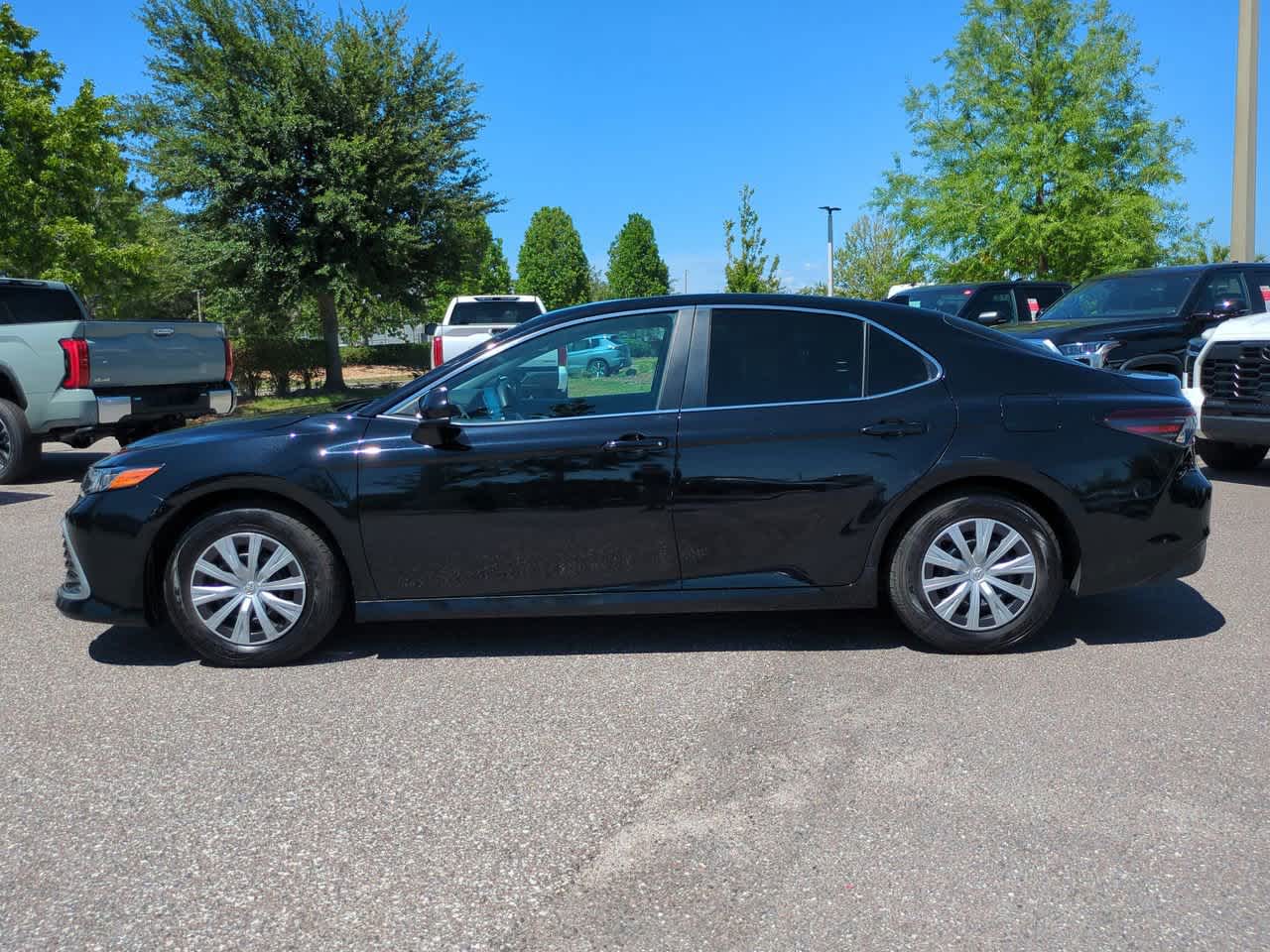 Thumbnail: 2024 Toyota Camry - 3