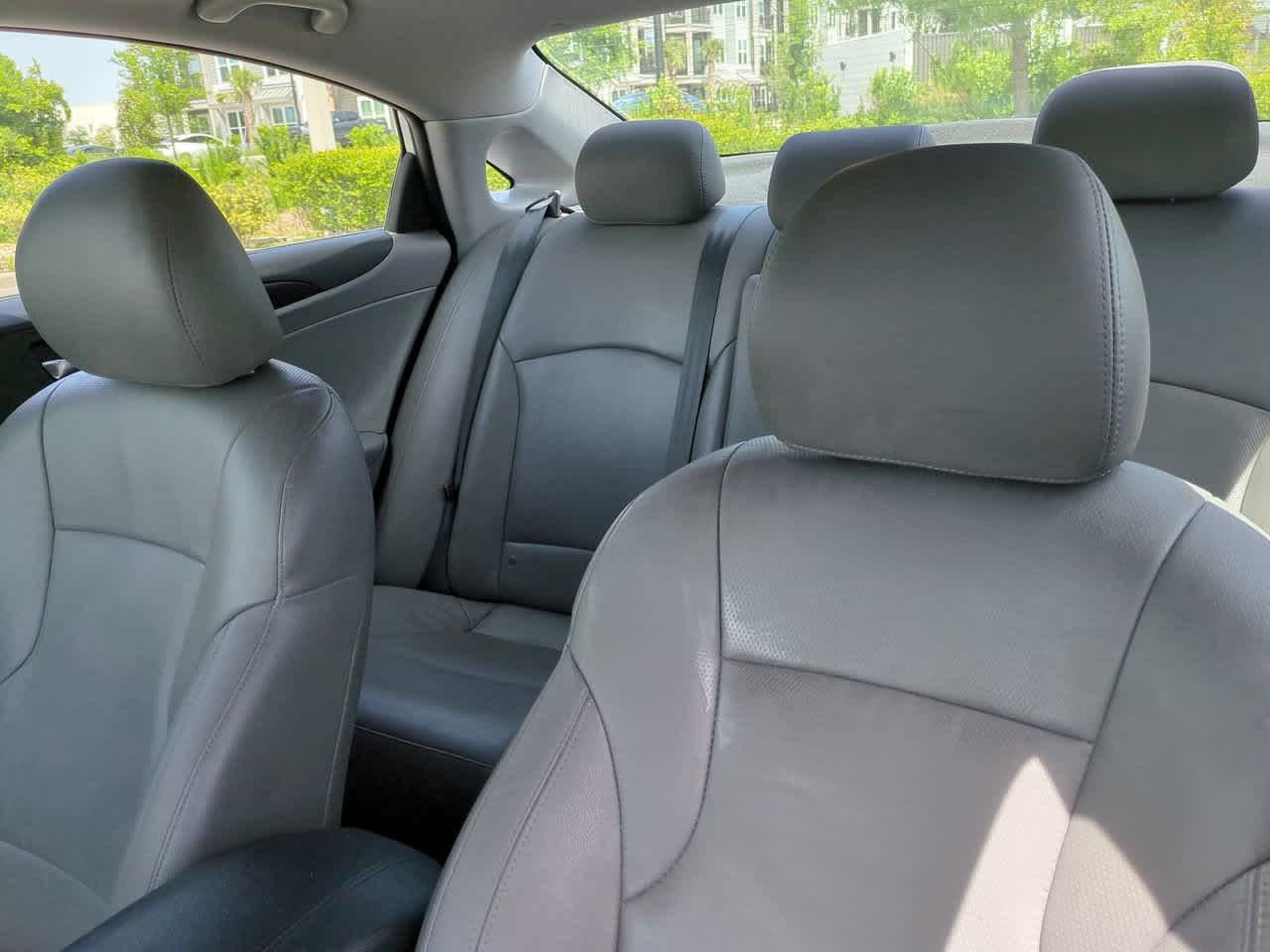 2011 Hyundai Sonata Limited 8