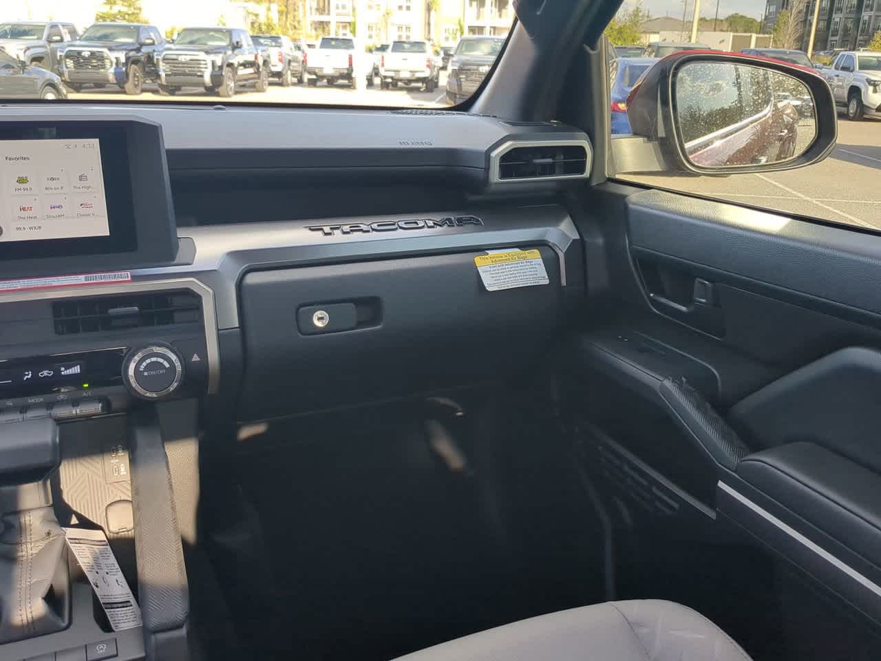 2025 Toyota Tacoma SR5 15