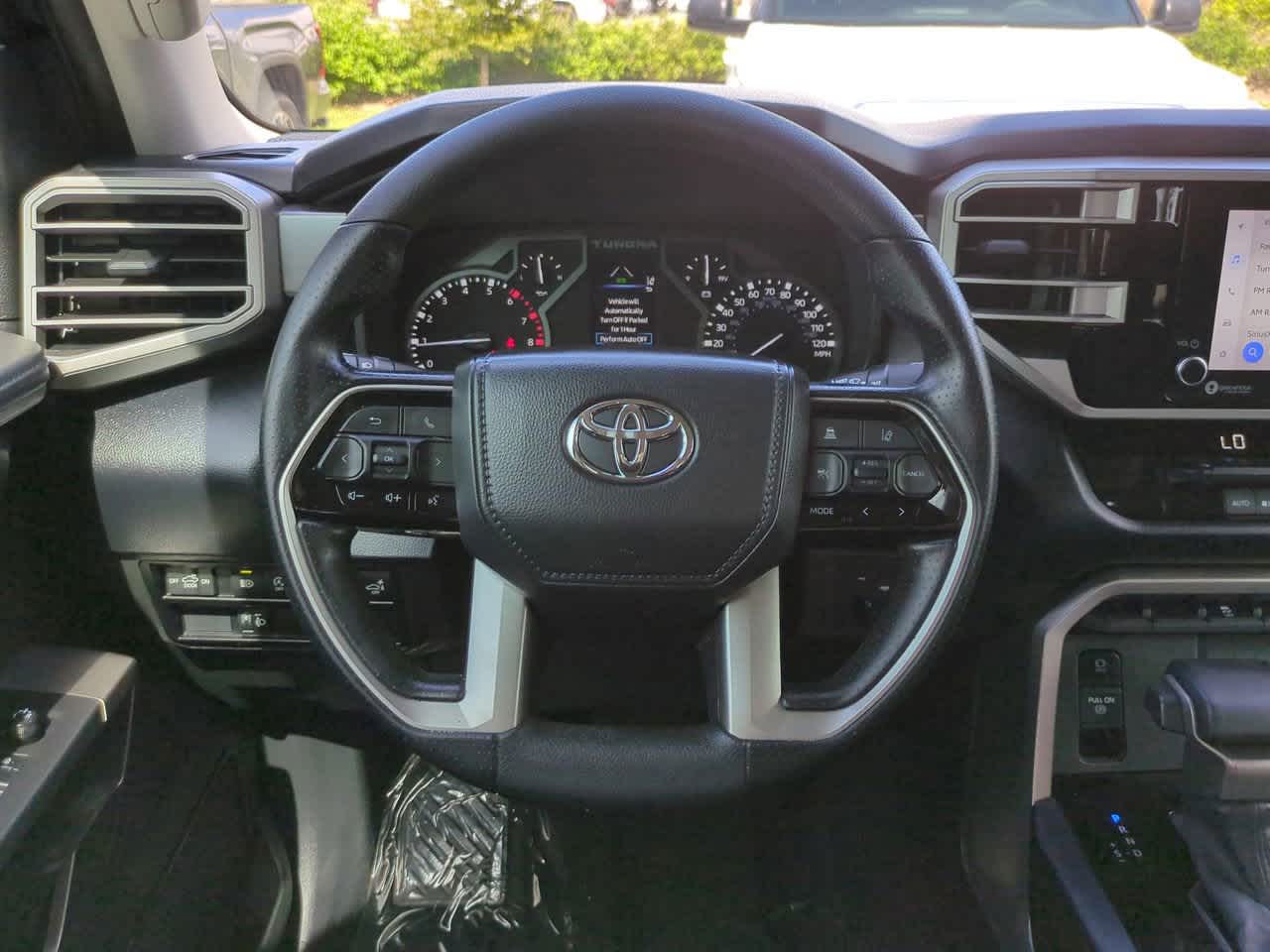 Thumbnail: 2022 Toyota Tundra - 15