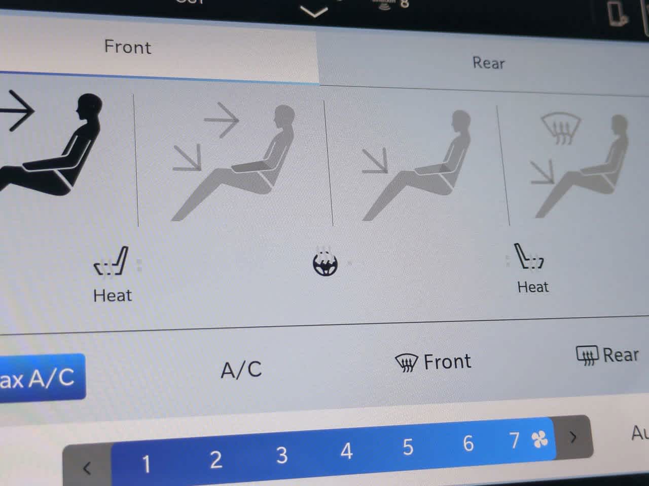 Thumbnail: 2025 Chrysler Pacifica - 22