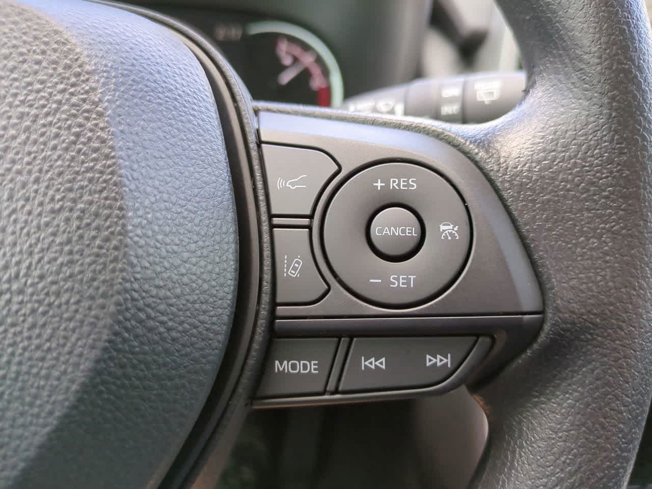 Thumbnail: 2025 Toyota RAV4 - 24