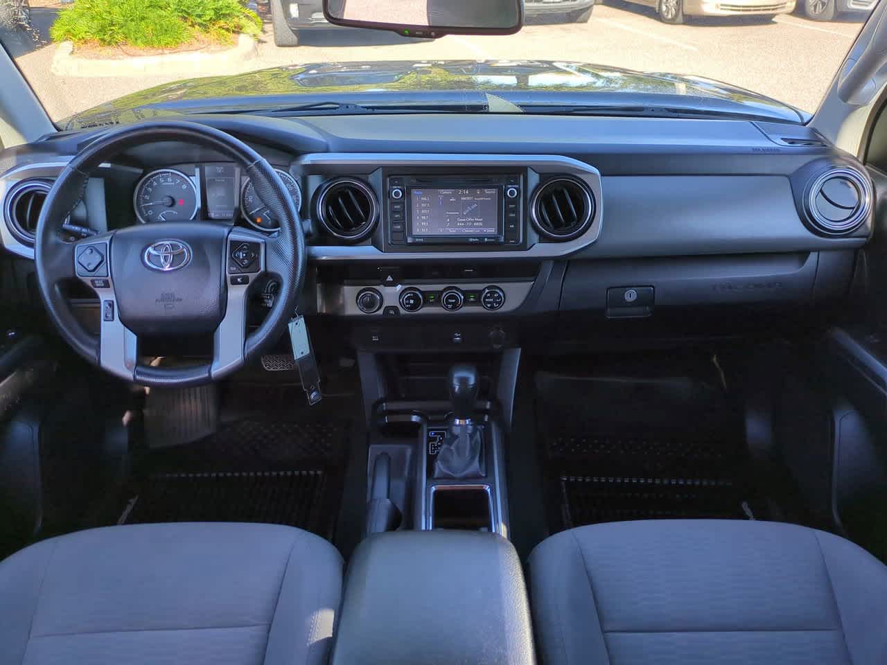 Thumbnail: 2017 Toyota Tacoma - 14