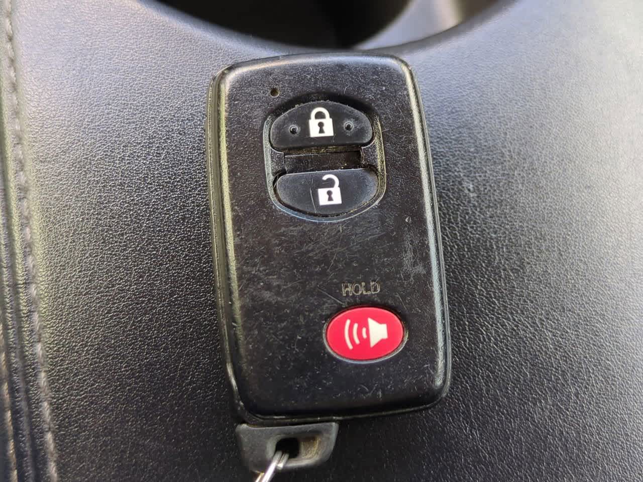 Thumbnail: 2015 Toyota Prius - 25
