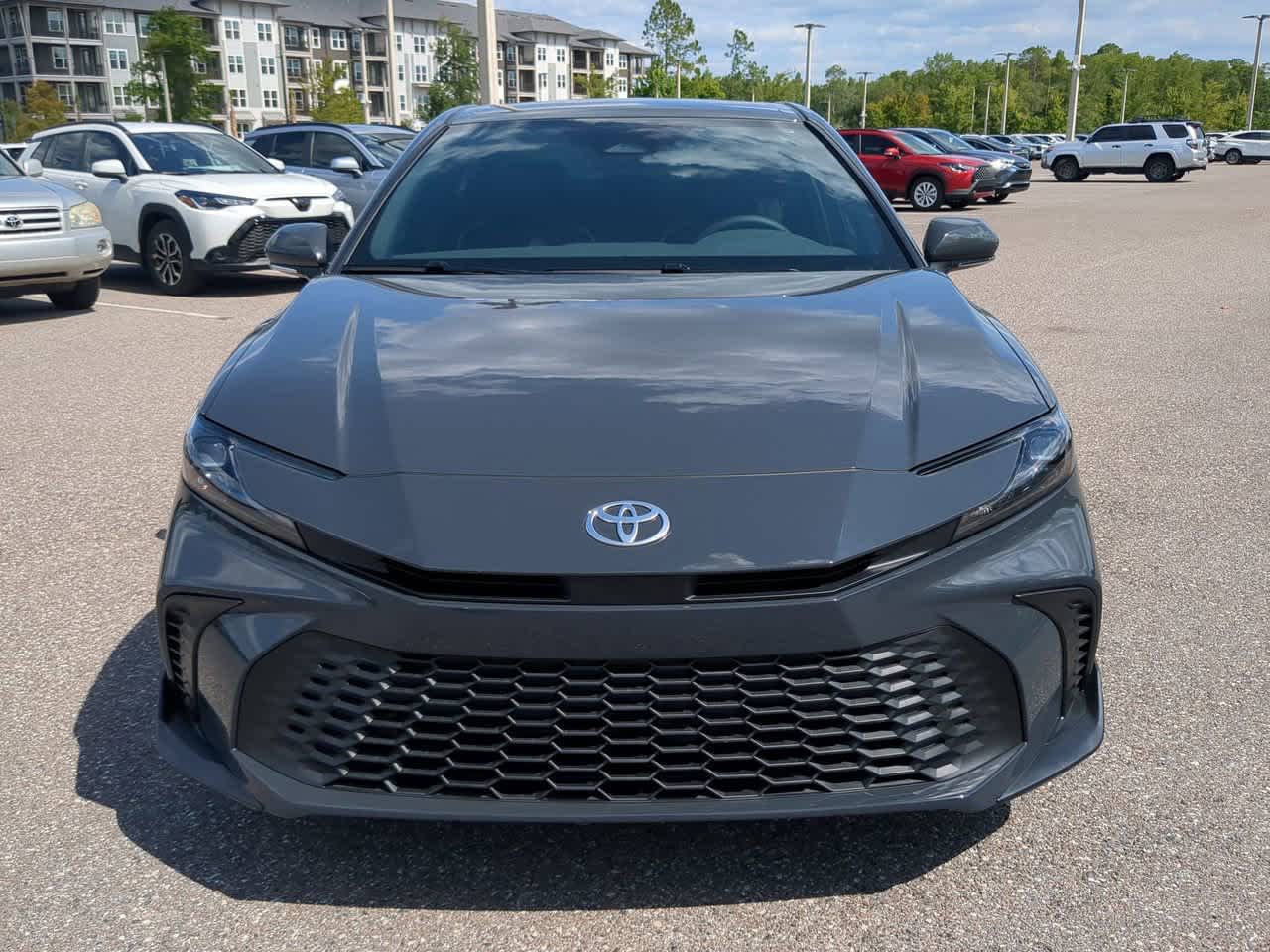 2025 Toyota Camry SE 9