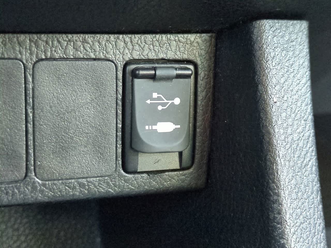 Thumbnail: 2016 Toyota Corolla - 19