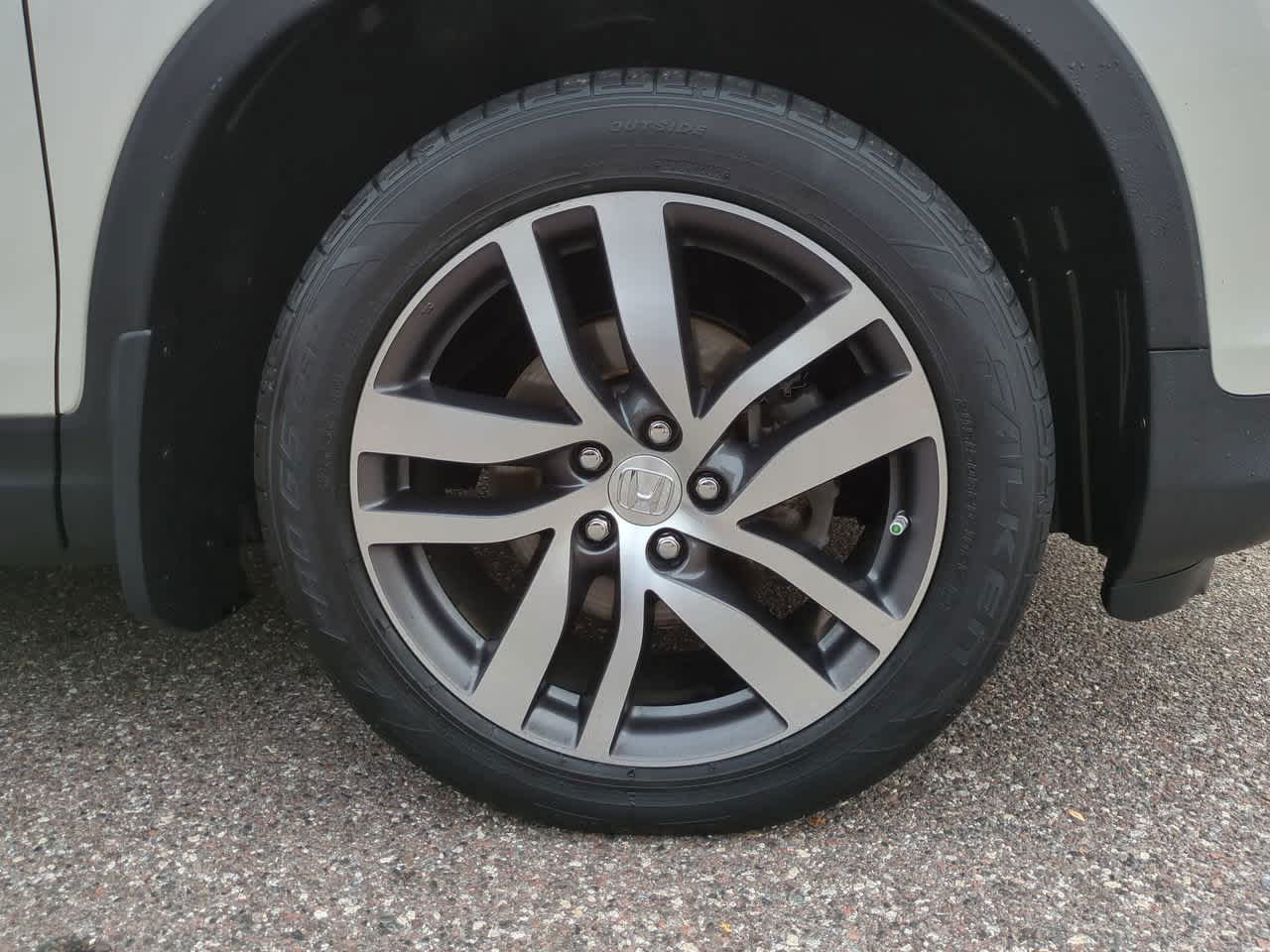 Thumbnail: 2017 Honda Pilot - 11