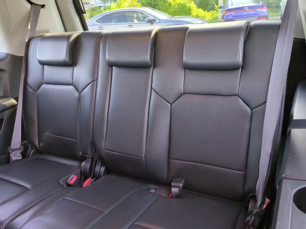Thumbnail: 2011 Honda Pilot - 13
