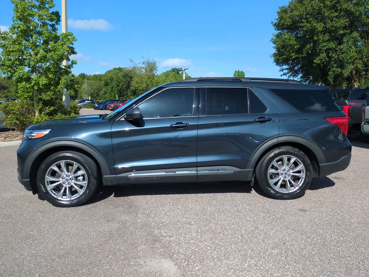 Thumbnail: 2022 Ford Explorer - 2