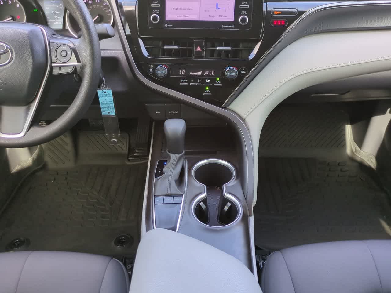 Thumbnail: 2024 Toyota Camry - 18