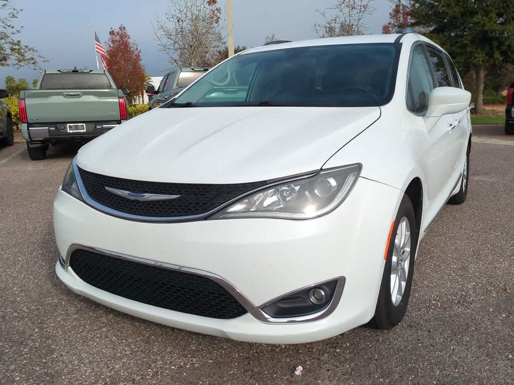 Used 2020 Chrysler Pacifica Touring L Van Passenger Van