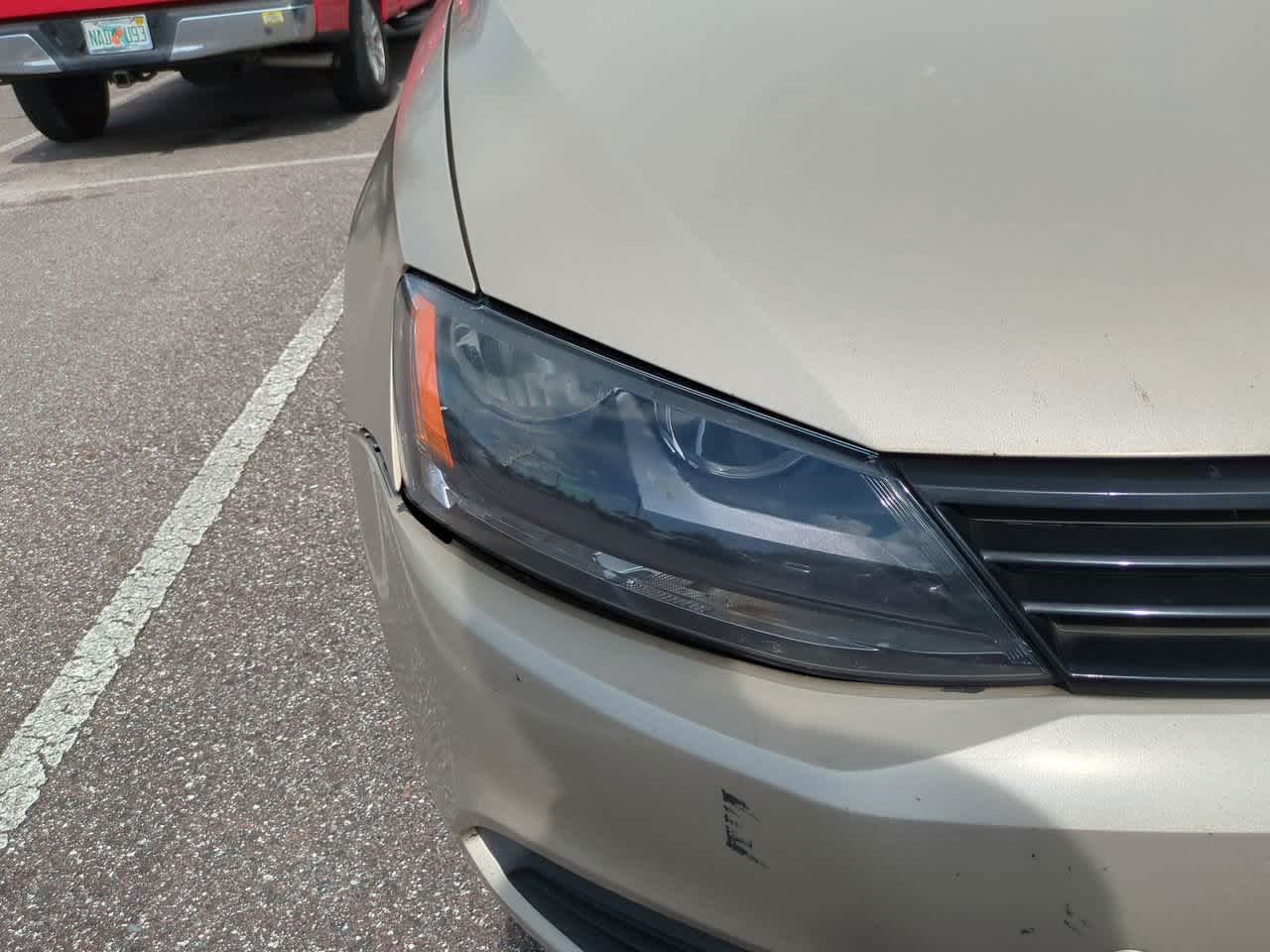 Thumbnail: 2012 Volkswagen Jetta - 10