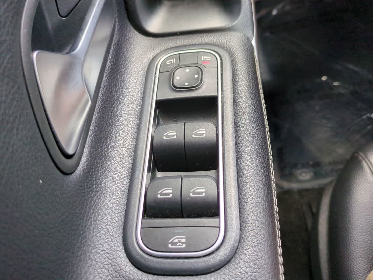 Thumbnail: 2019 Mercedes-Benz A-Class - 21