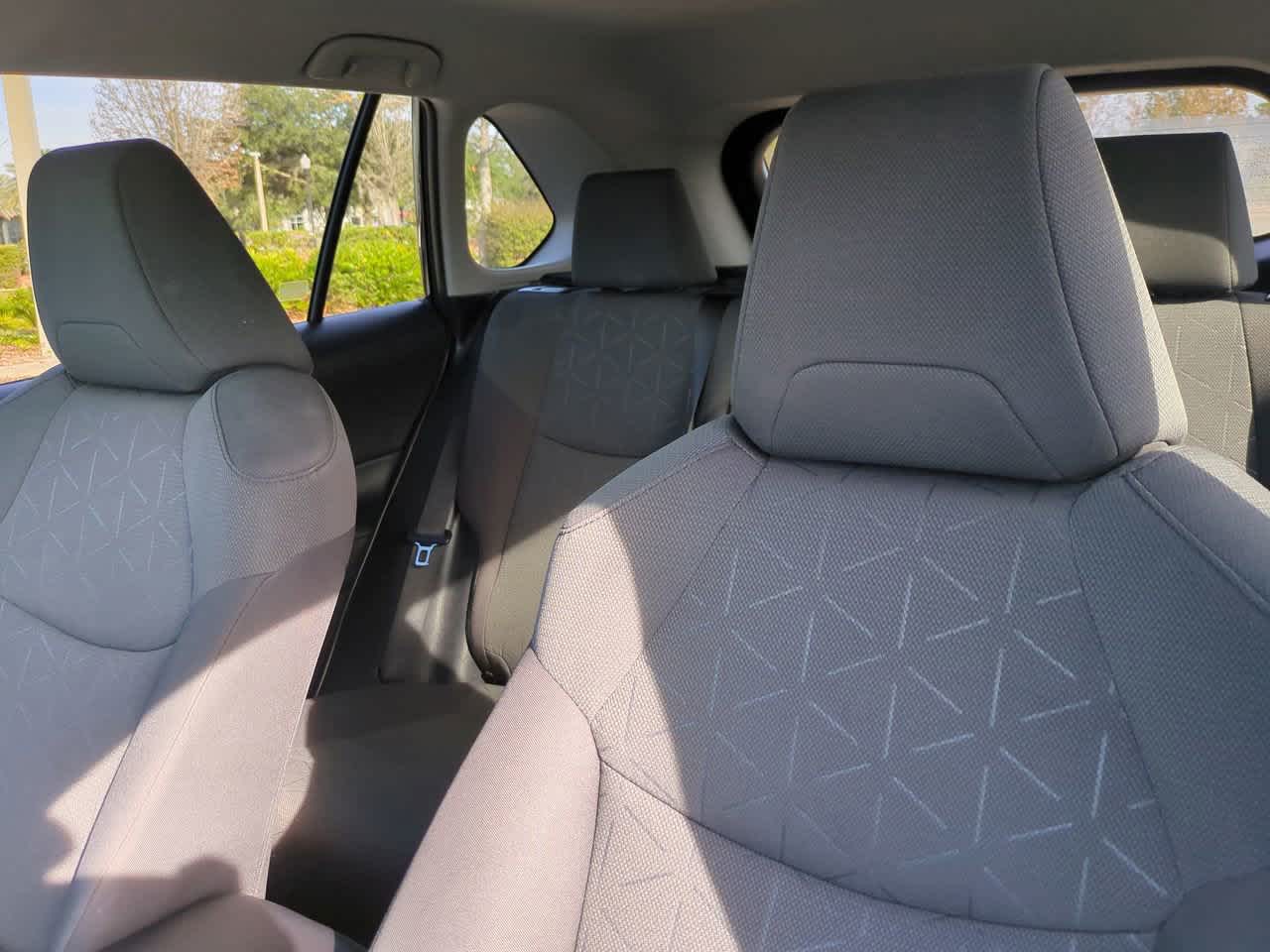 Thumbnail: 2021 Toyota RAV4 - 8