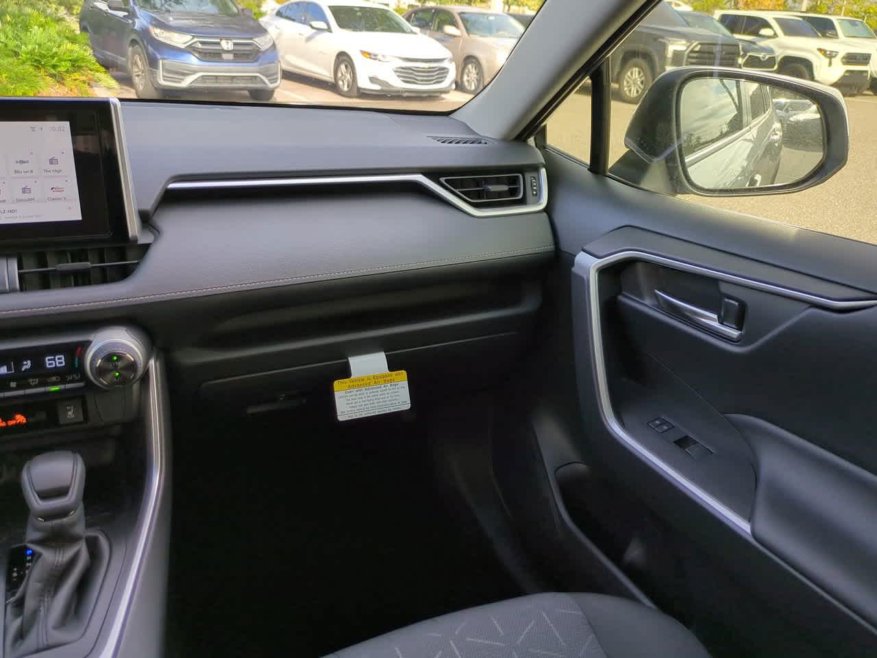 Thumbnail: 2025 Toyota RAV4 - 16