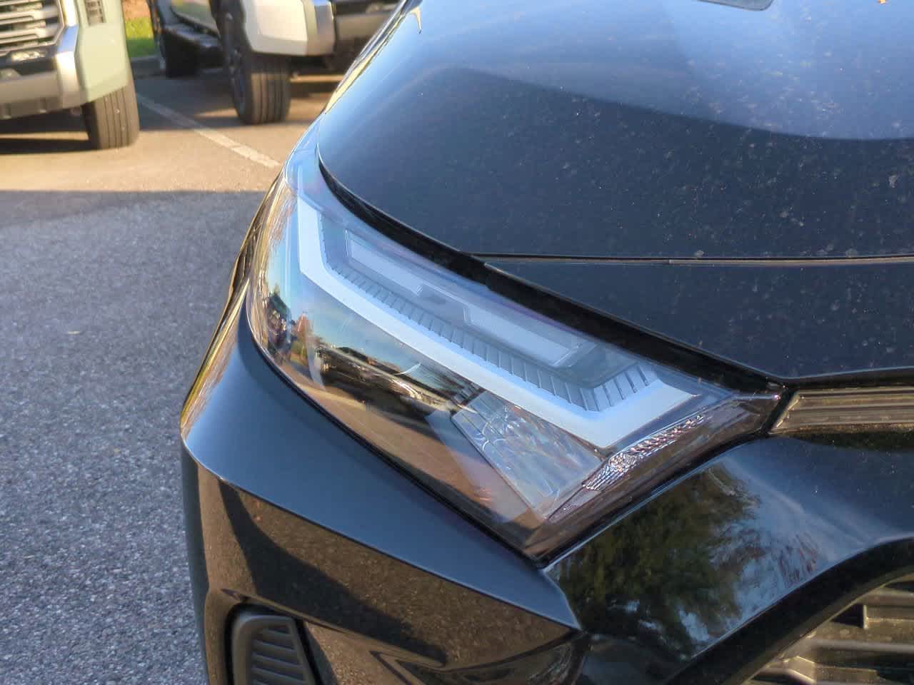 Thumbnail: 2025 Toyota RAV4 - 10