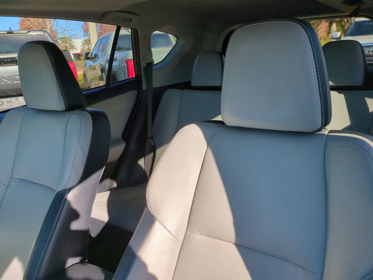 Thumbnail: 2017 Toyota RAV4 - 8