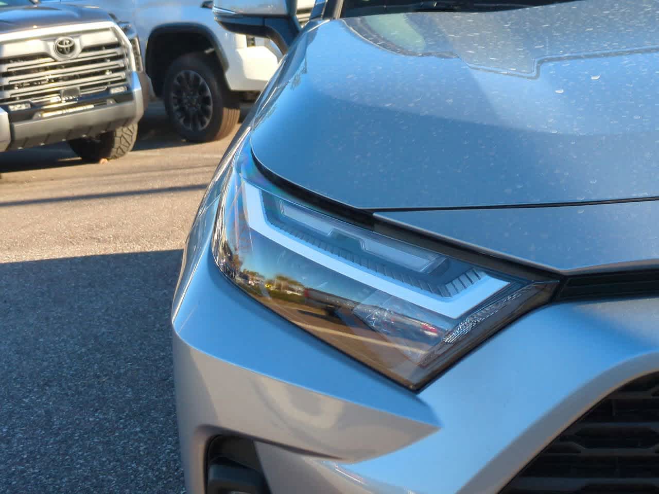 Thumbnail: 2025 Toyota RAV4 - 10